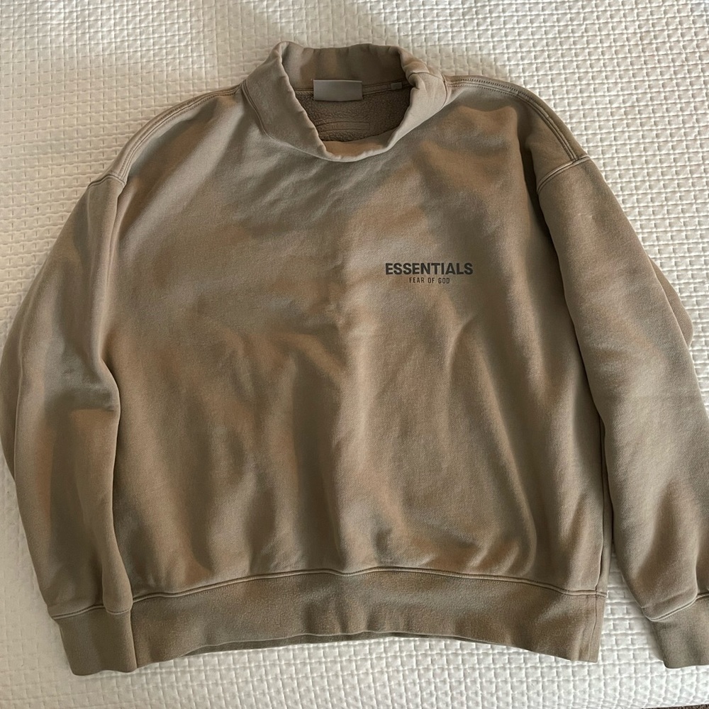 Essentials crew neck